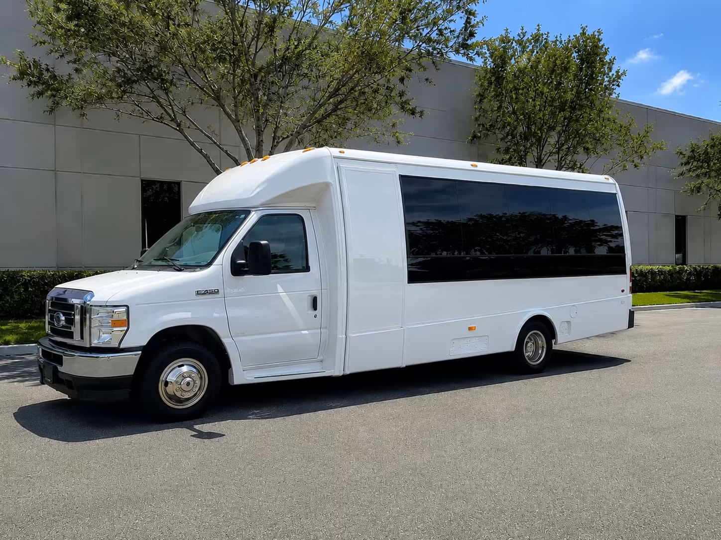 event transportation bus rentals in pueblo