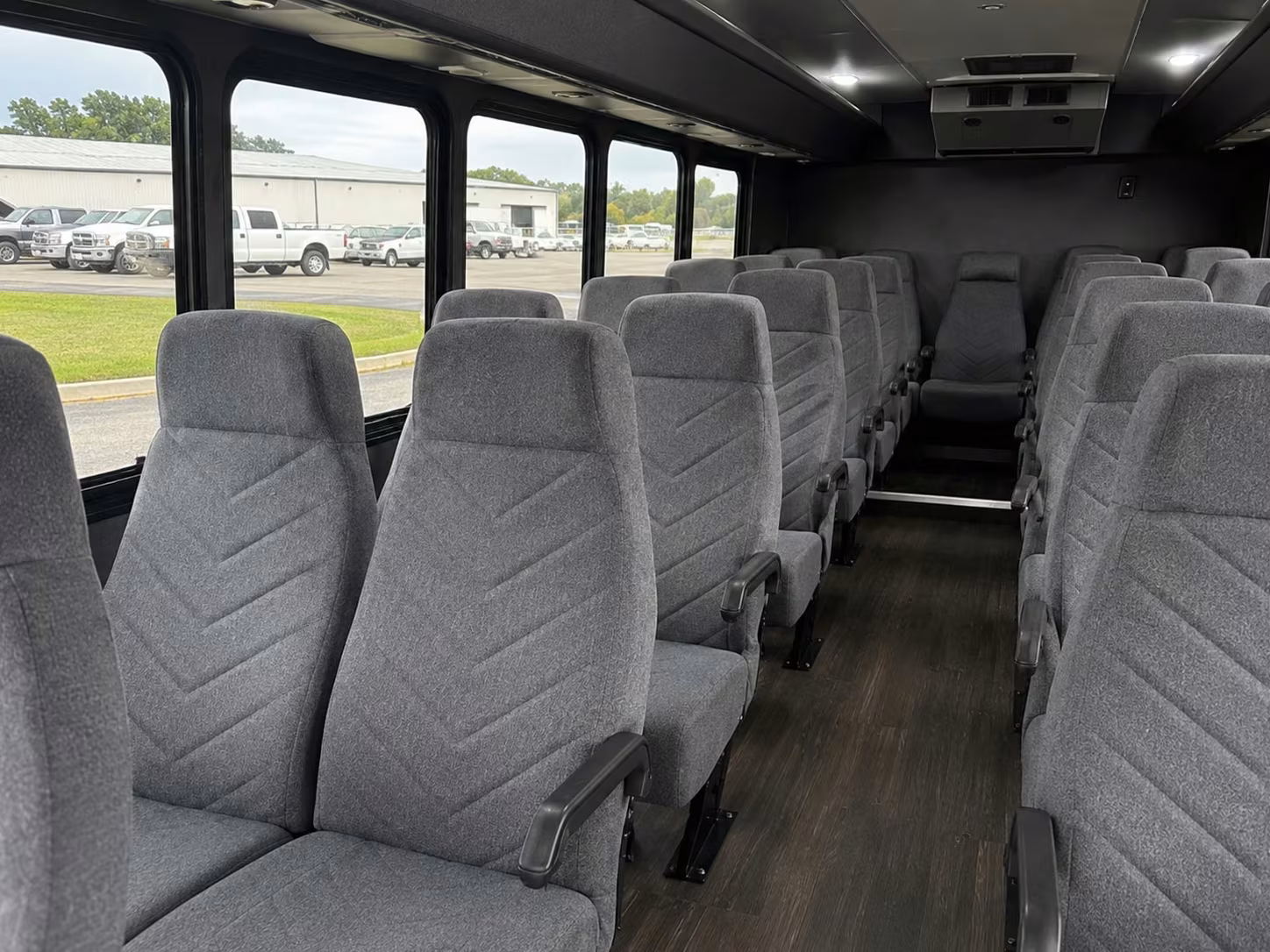 minibus rentals in pueblo for smaller prom groups