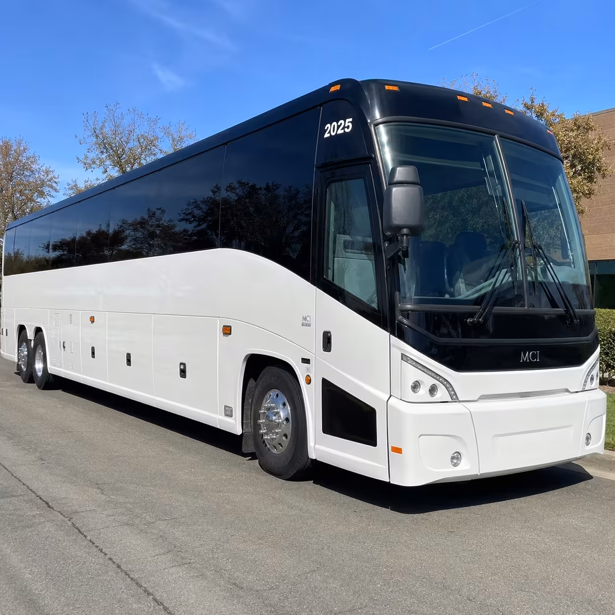 pueblo bus rentals to denver international airport