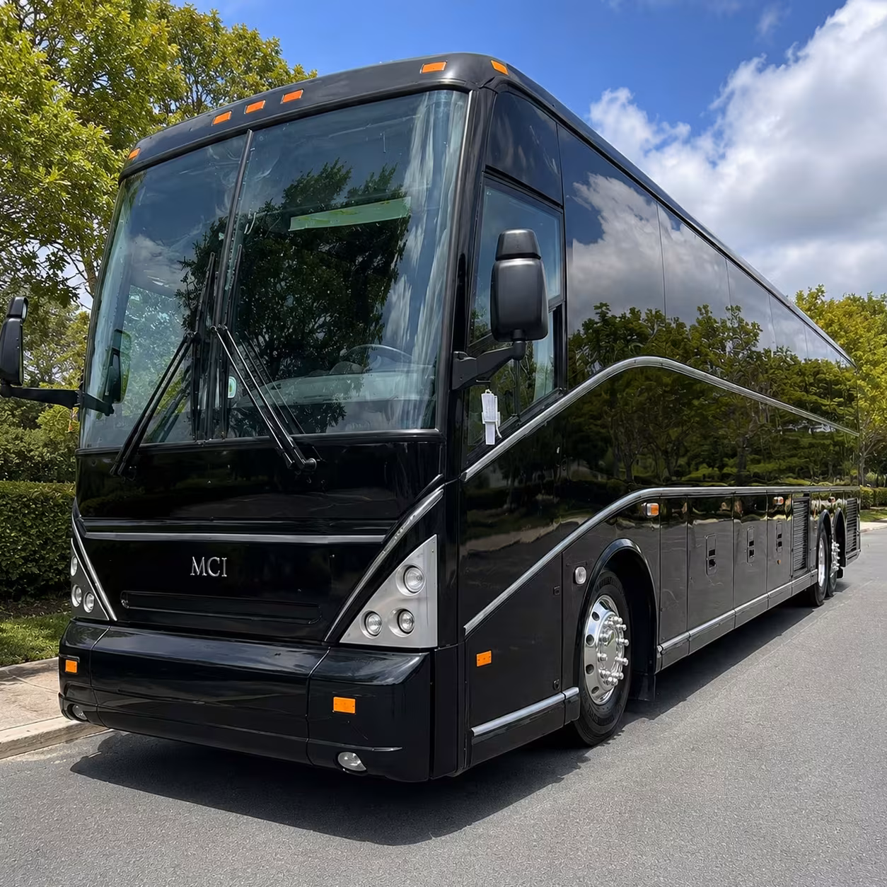 pueblo charter bus rentals for colorado state fair concerts