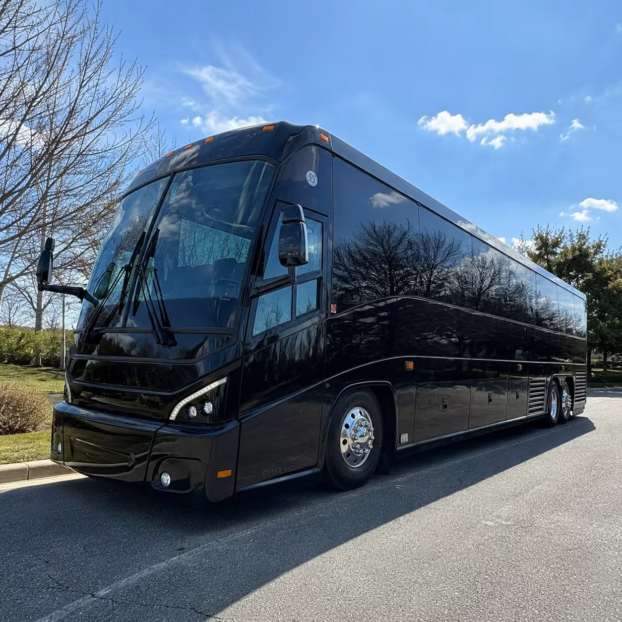 pueblo charter bus rentals to denver international airport