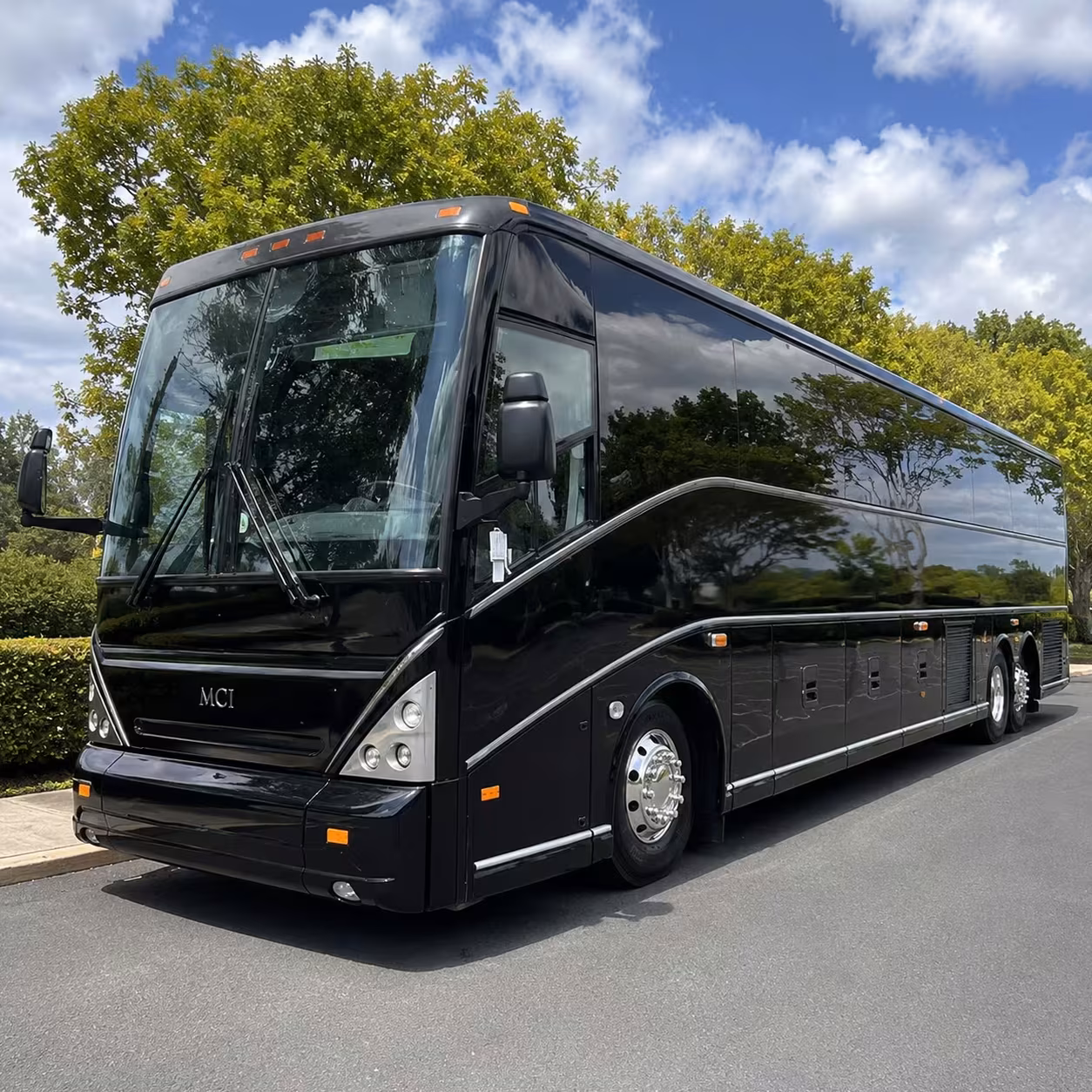pueblo sunday shuttle buses for congregations of every size